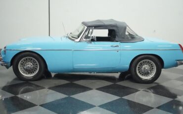 MG-MGB-Cabriolet-1965-2