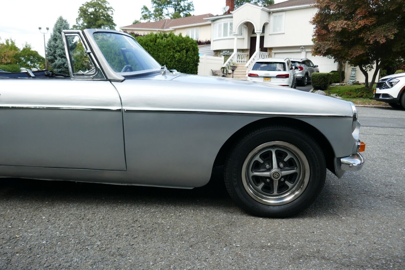 MG-MGB-Cabriolet-1966-12