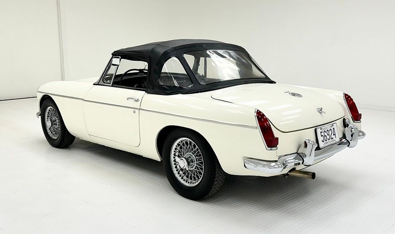 MG-MGB-Cabriolet-1967-4