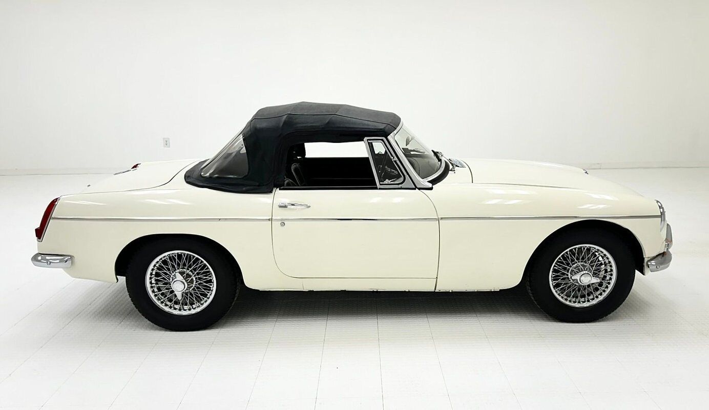 MG-MGB-Cabriolet-1967-8