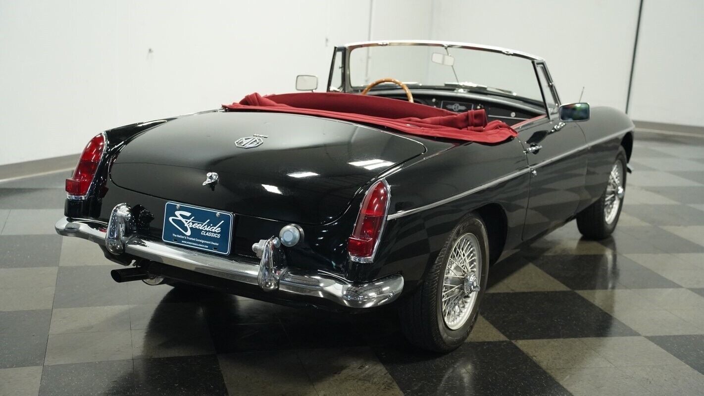 MG-MGB-Cabriolet-1967-9