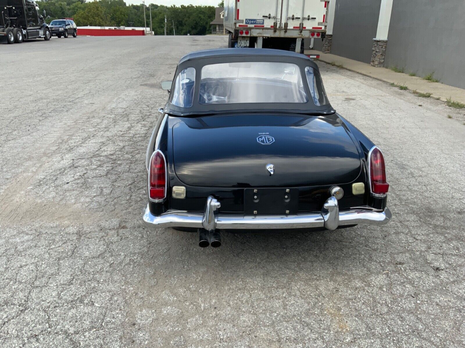 MG-MGB-Cabriolet-1969-2