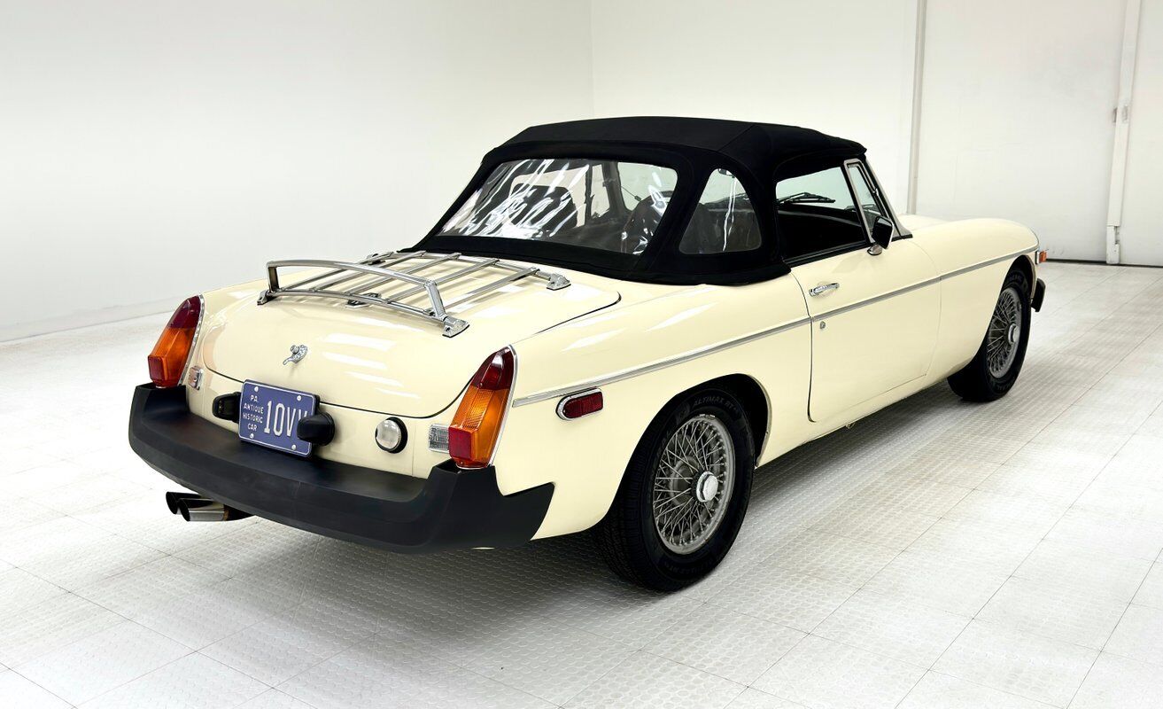 MG-MGB-Cabriolet-1977-7