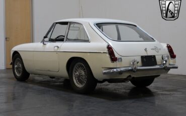 MG-MGB-Coupe-1968-10