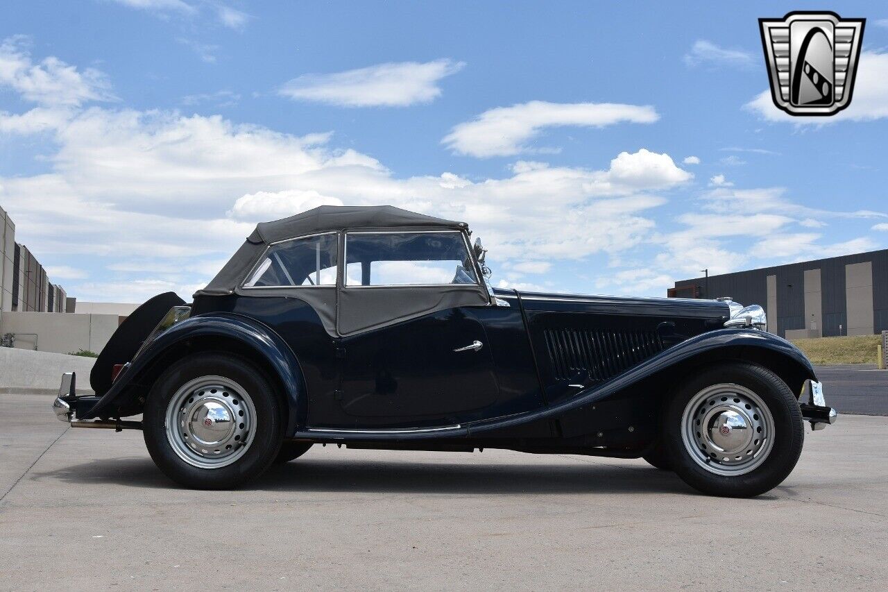 MG-T-Series-Cabriolet-1952-7