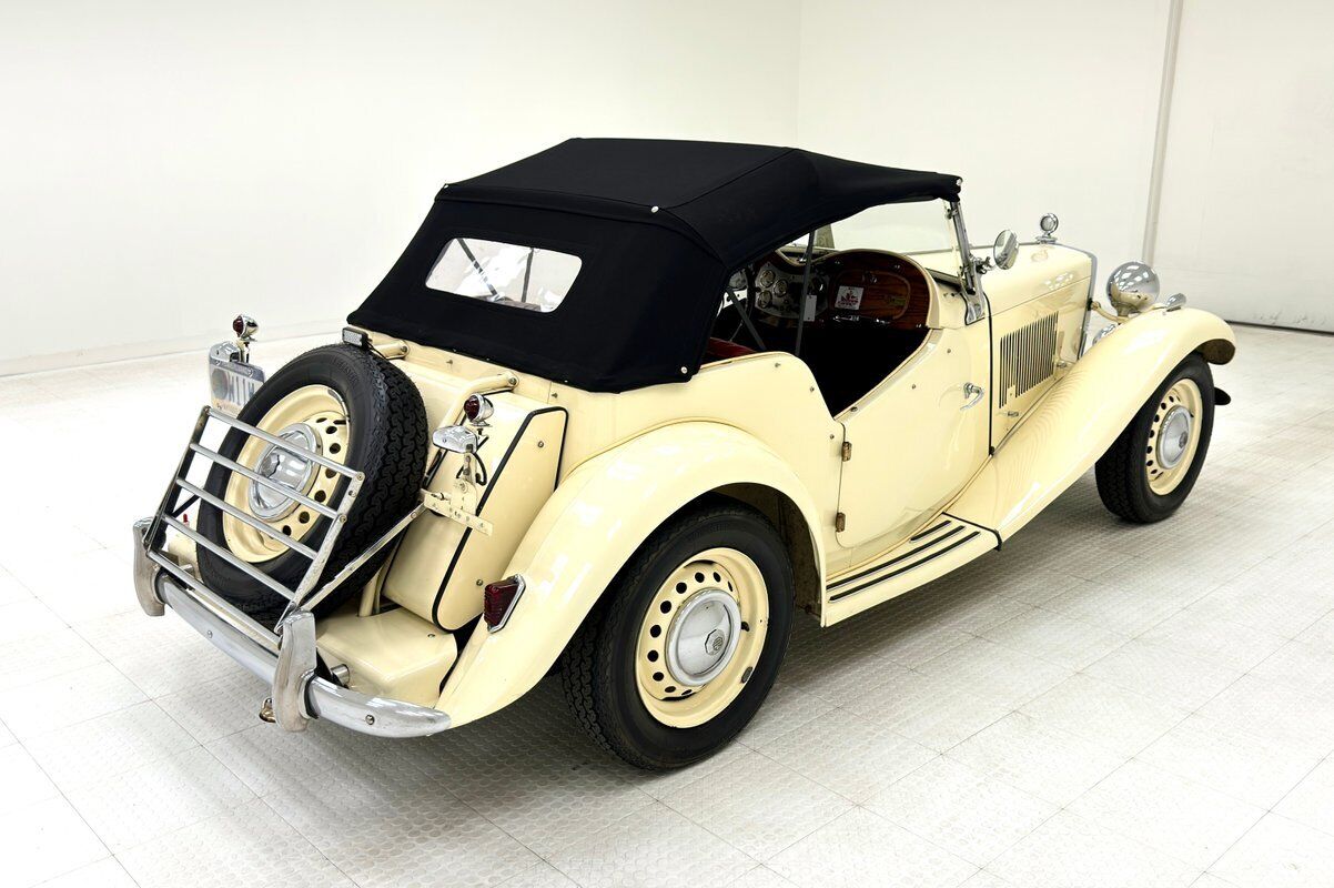 MG-T-Series-Cabriolet-1952-7