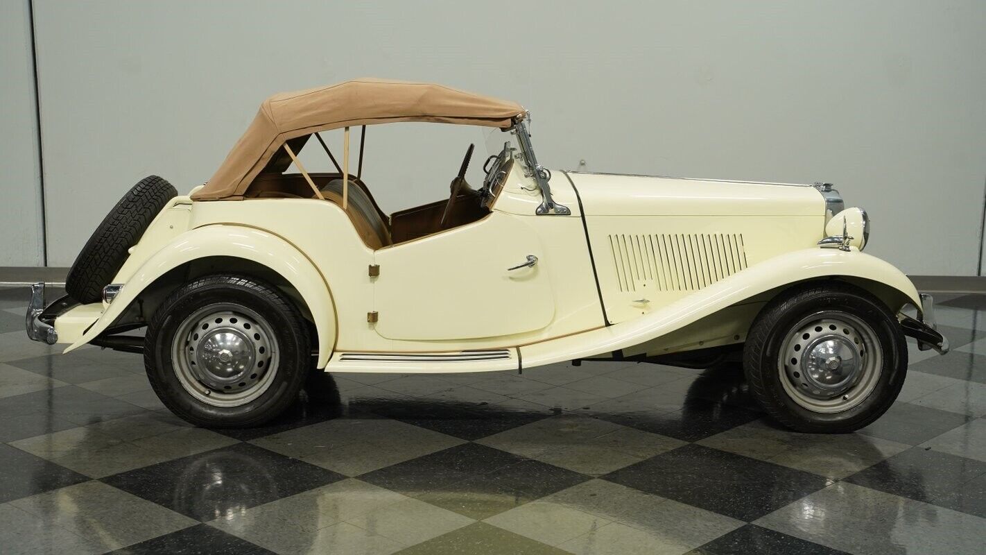 MG-T-Series-Cabriolet-1953-11