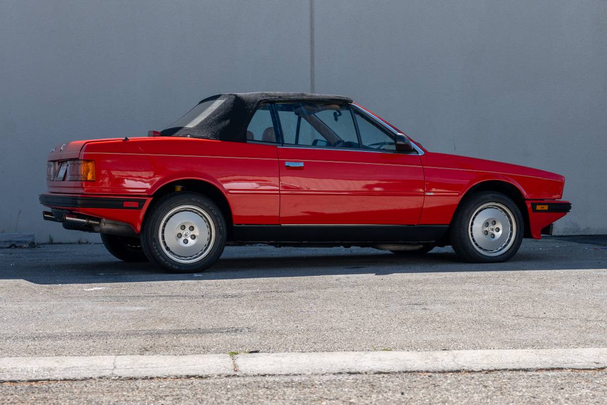 Maserati-Bi-turbo-spyder-1989-7