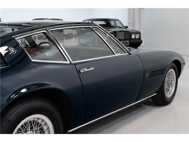 Maserati-Ghibli-Coupe-1968-15