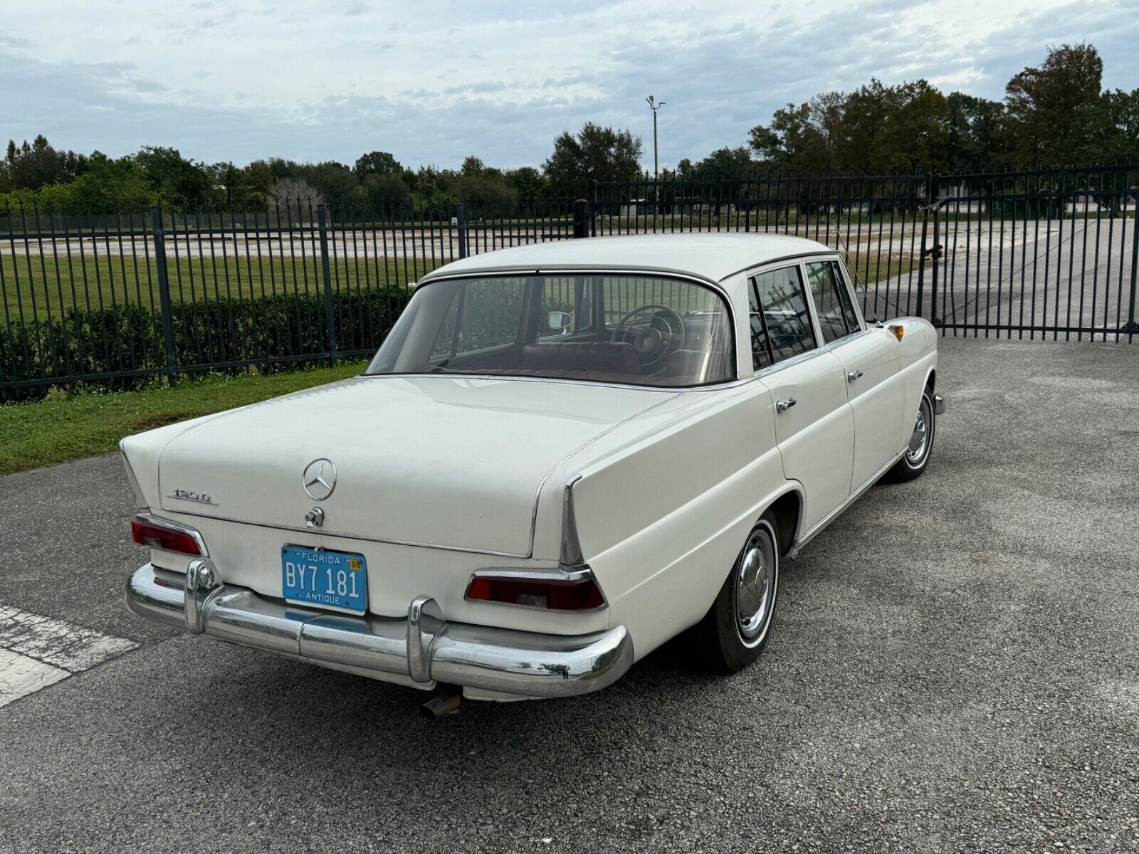 Mercedes-Benz-190-Series-1964-1