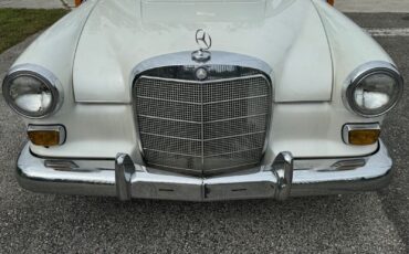 Mercedes-Benz-190-Series-1964-2