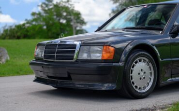 Mercedes-Benz-190-Series-Berline-1989-1