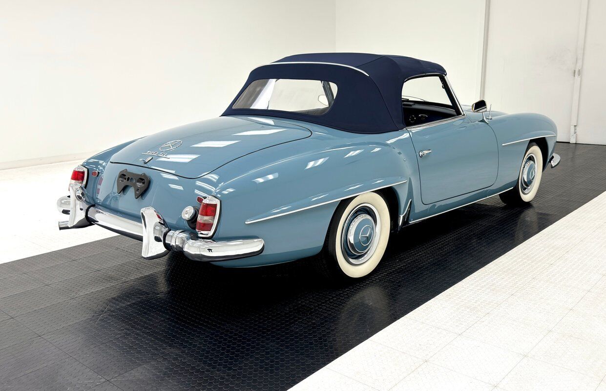 Mercedes-Benz-190-Series-Cabriolet-1960-7