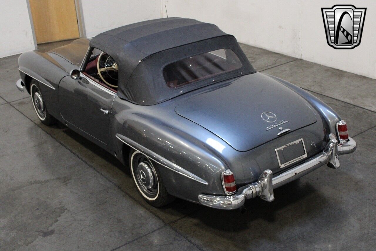 Mercedes-Benz-190-Series-Cabriolet-1961-10