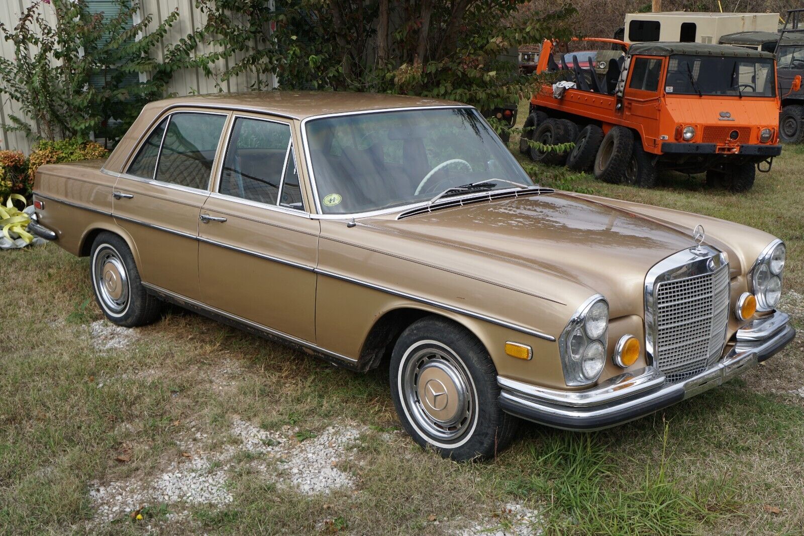 Mercedes-Benz 200-Series 1970 à vendre