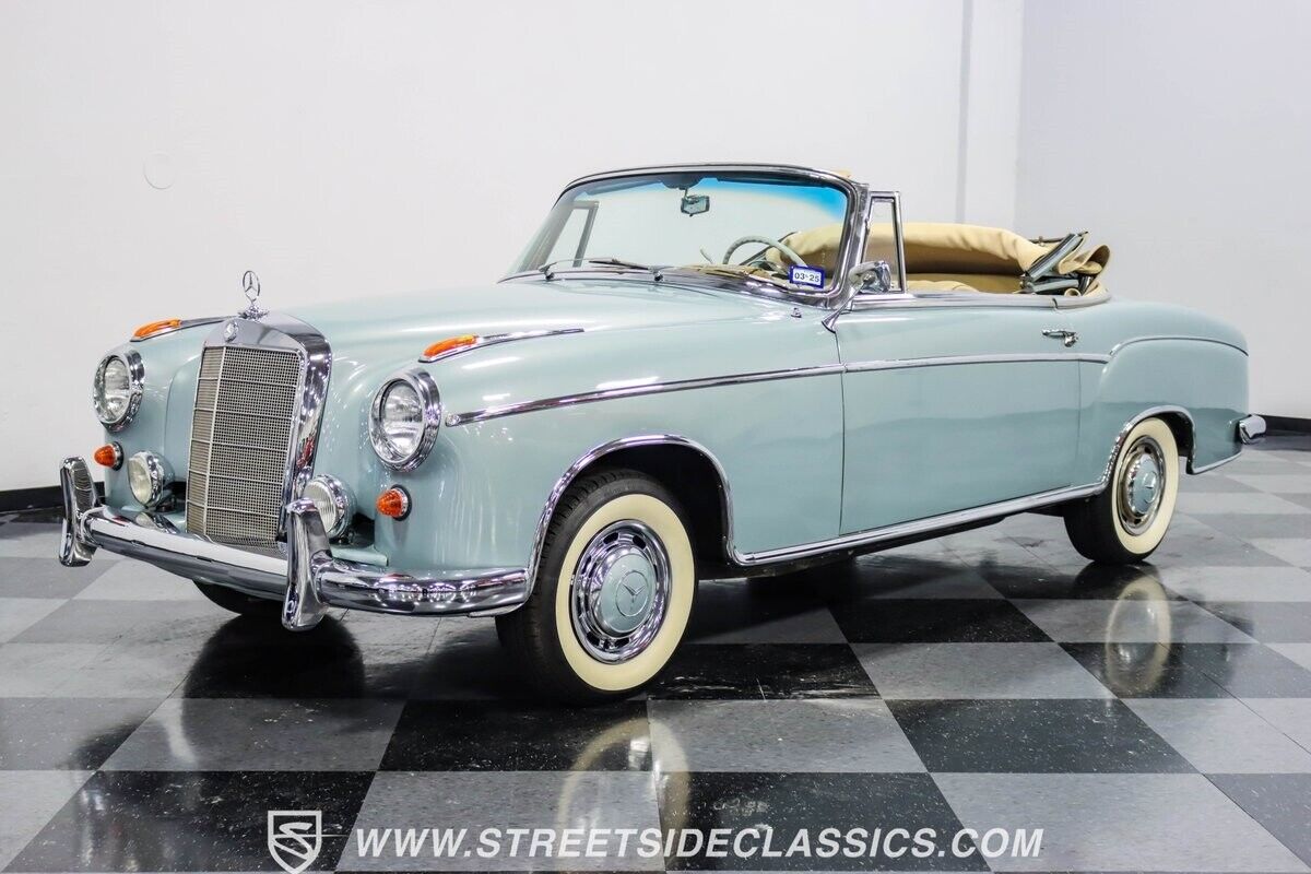 Mercedes-Benz-200-Series-Cabriolet-1959-6