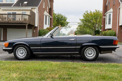 Mercedes-Benz-200-Series-Cabriolet-1984-2