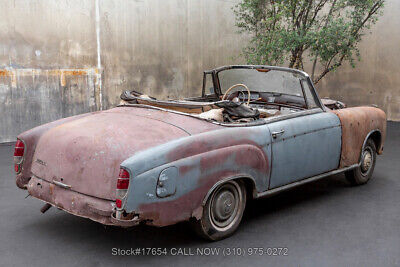 Mercedes-Benz-220S-1958-4