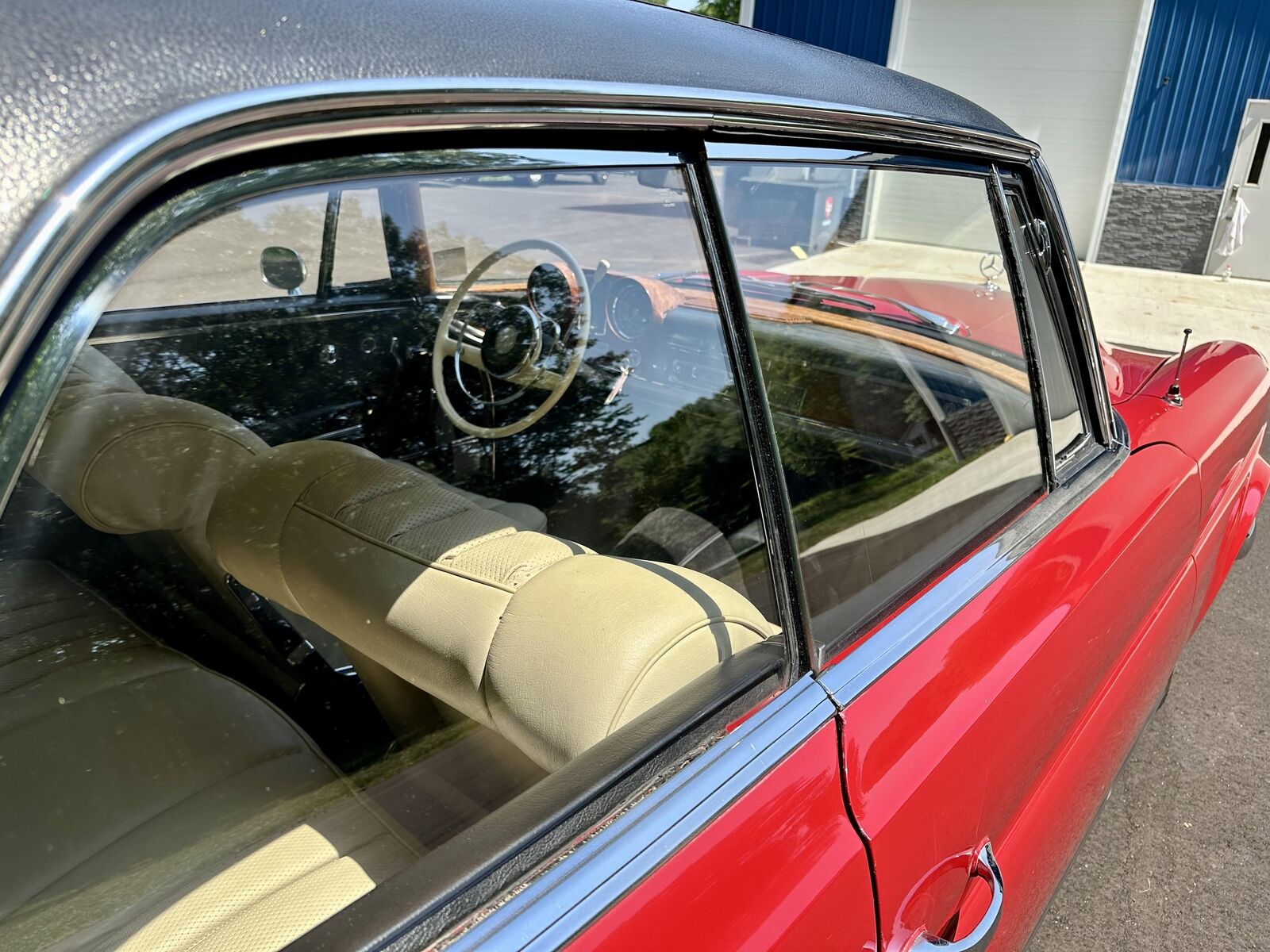 Mercedes-Benz-220SEb-Coupe-Coupe-1964-30