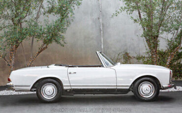 Mercedes-Benz-230SL-1964-3