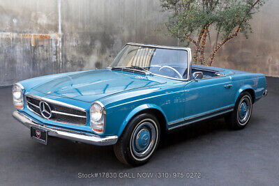 Mercedes-Benz-230SL-1967-8