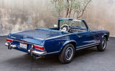 Mercedes-Benz-250SL-1967-4