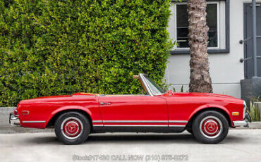 Mercedes-Benz-250SL-1968-3