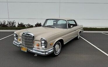 Mercedes-Benz-280-SE-1969-8