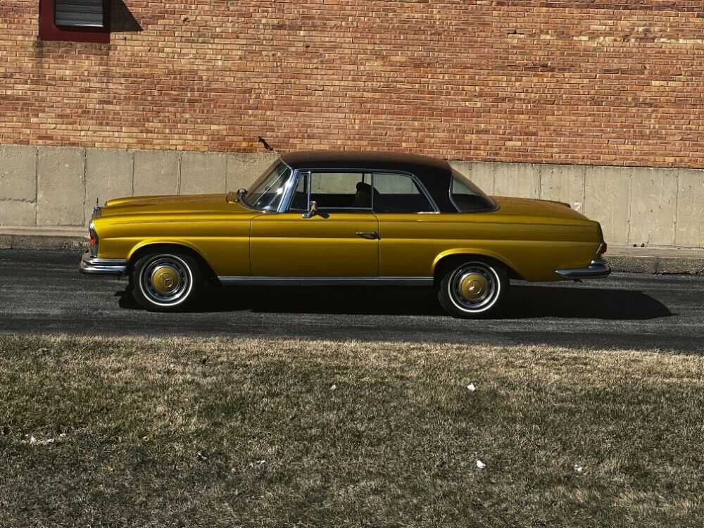 Mercedes-Benz-280SE-3.5-Coupe-1971-2