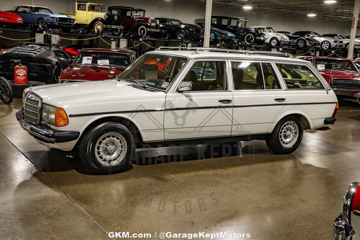 Mercedes-Benz-280TE-1980-4