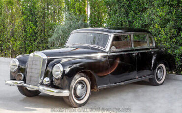 Mercedes-Benz-300-Series-1953-7