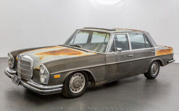 Mercedes-Benz-300-Series-1969-7