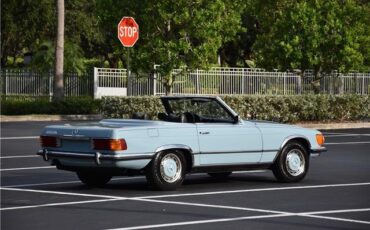 Mercedes-Benz-300-Series-1972-2