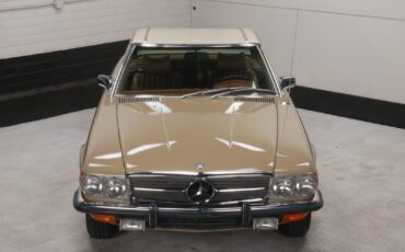 Mercedes-Benz-300-Series-1972-4