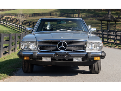 Mercedes-Benz-300-Series-1981-7