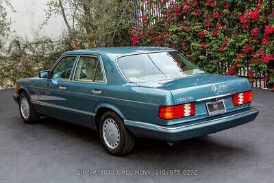 Mercedes-Benz-300-Series-1989-6