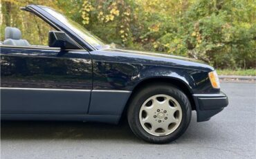 Mercedes-Benz-300-Series-1994-10