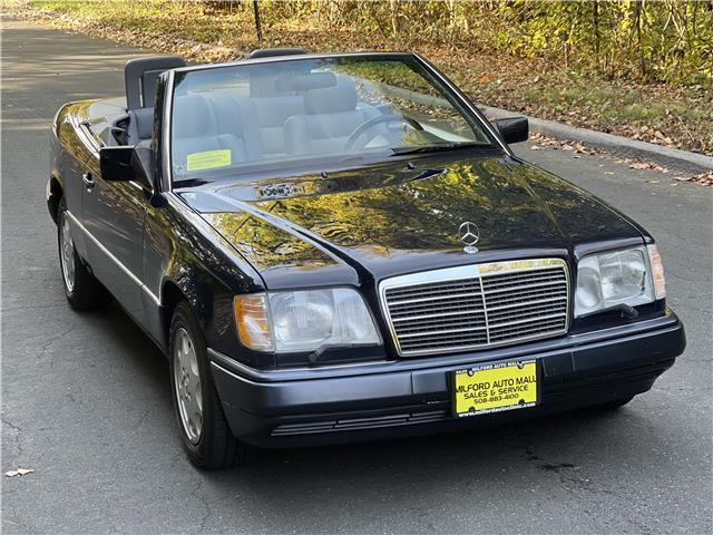 Mercedes-Benz 300-Series  1994