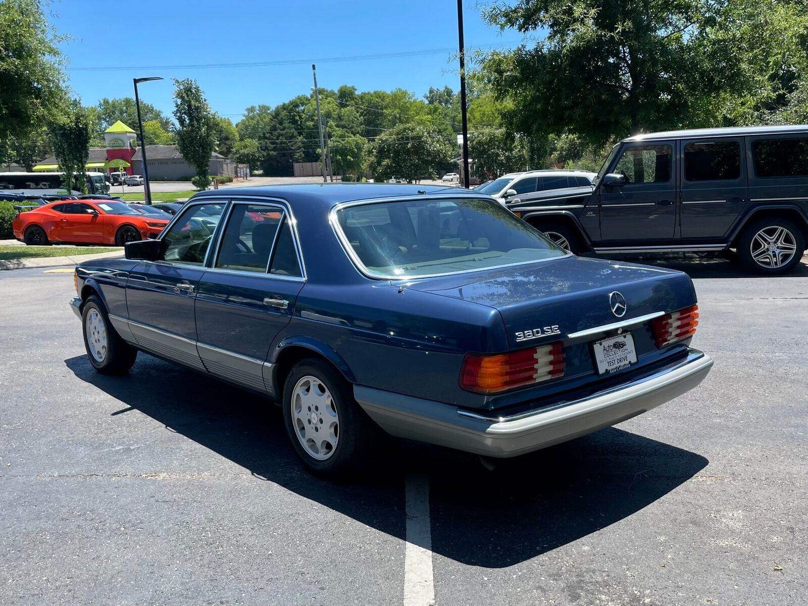 Mercedes-Benz-300-Series-Berline-1985-3