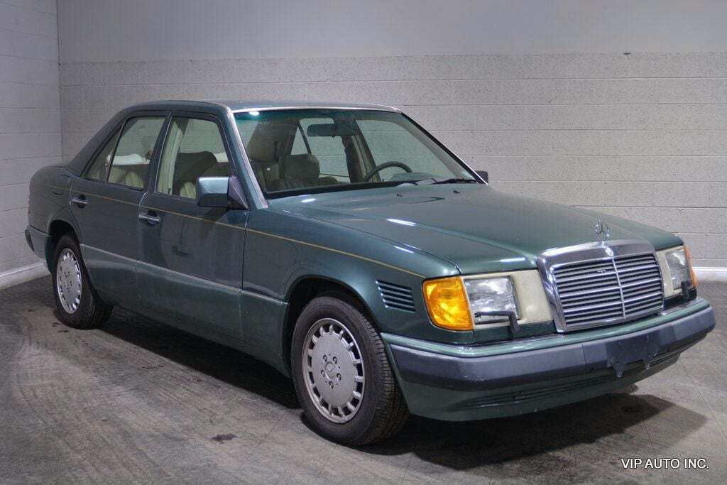 Mercedes-Benz 300-Series Berline 1993 à vendre