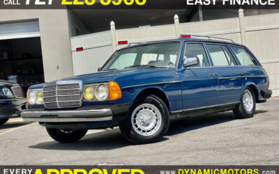 Mercedes-Benz 300-Series Break 1983 à vendre