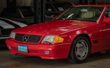 Mercedes-Benz-300-Series-Cabriolet-1991-7