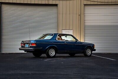 Mercedes-Benz-300-Series-Coupe-1984-2