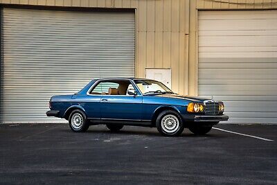 Mercedes-Benz 300-Series Coupe 1984 à vendre