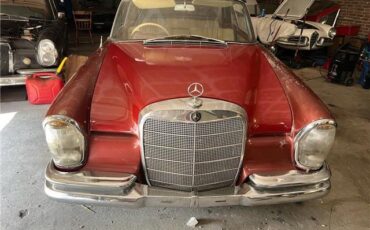 Mercedes-Benz-300SE-Cabriolet-RHD-1966-5