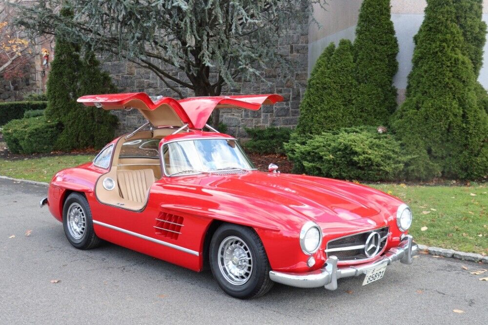 Mercedes-Benz-300SL-Gullwing-Recreation-1989-2