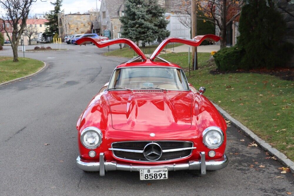 Mercedes-Benz-300SL-Gullwing-Recreation-1989-3