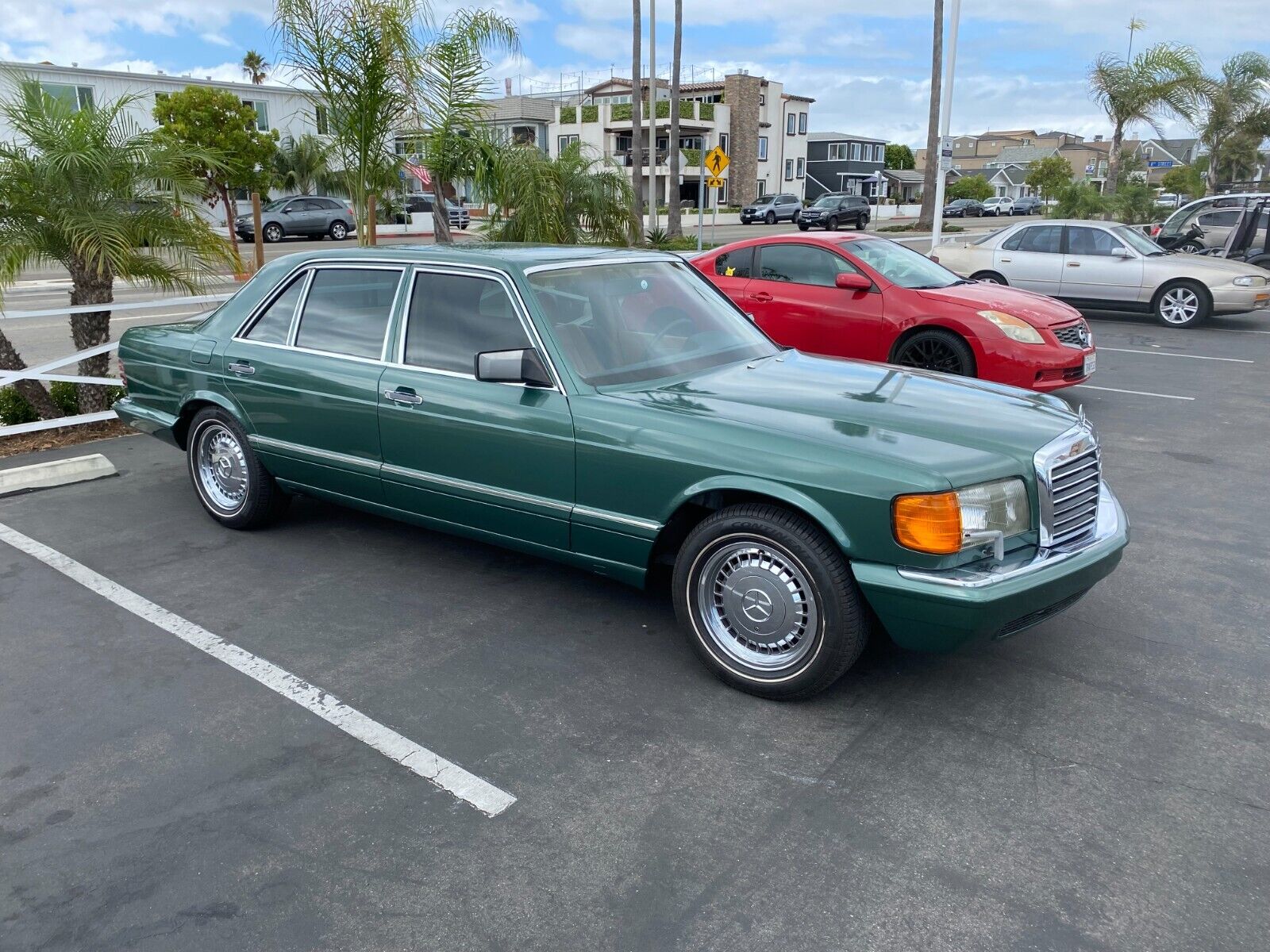 Mercedes-Benz-400-Series-Berline-1986-2