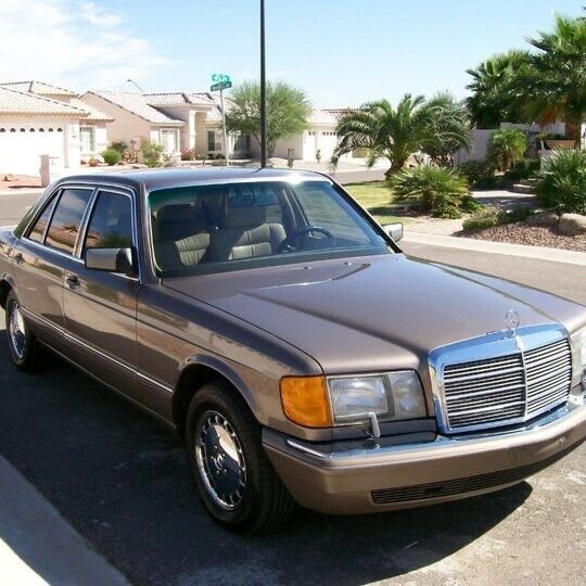 Mercedes-Benz 400-Series Berline 1989 à vendre