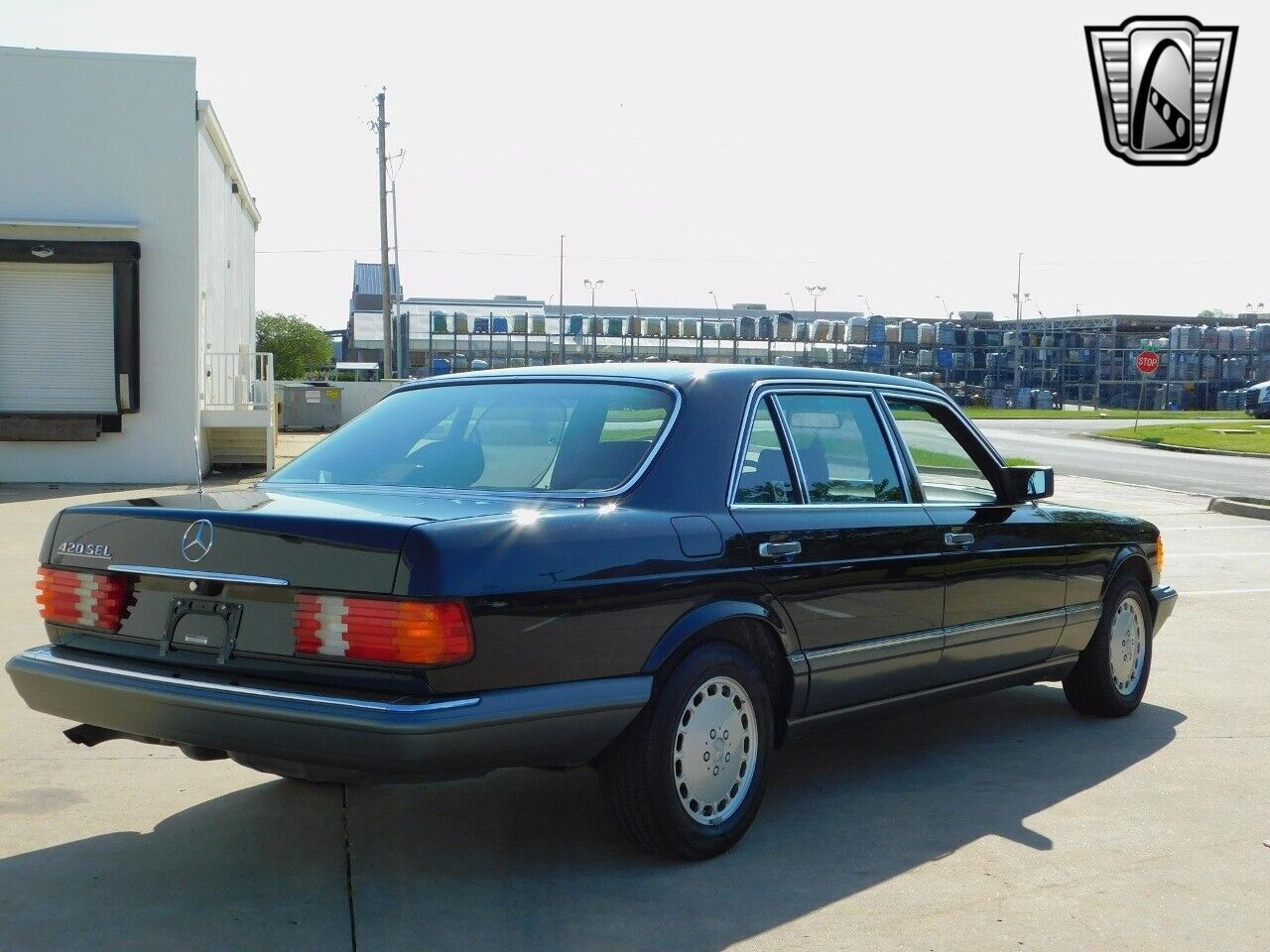 Mercedes-Benz-400-Series-Berline-1991-7